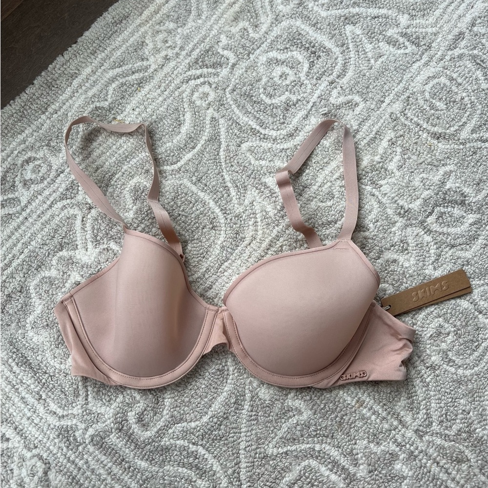 Skims Weightless Demi Bra 36B